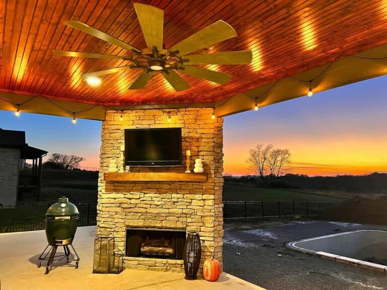 Back Porch Outdoor TV Ideas
