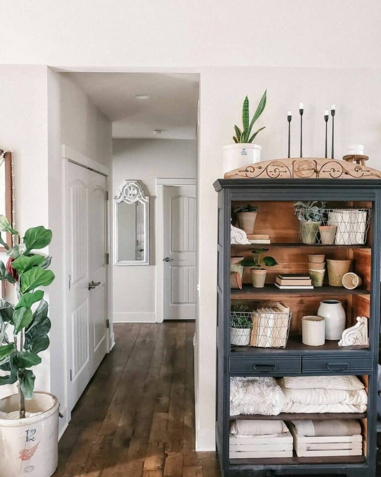 Repurposed Farmhouse Cupboard Ideas