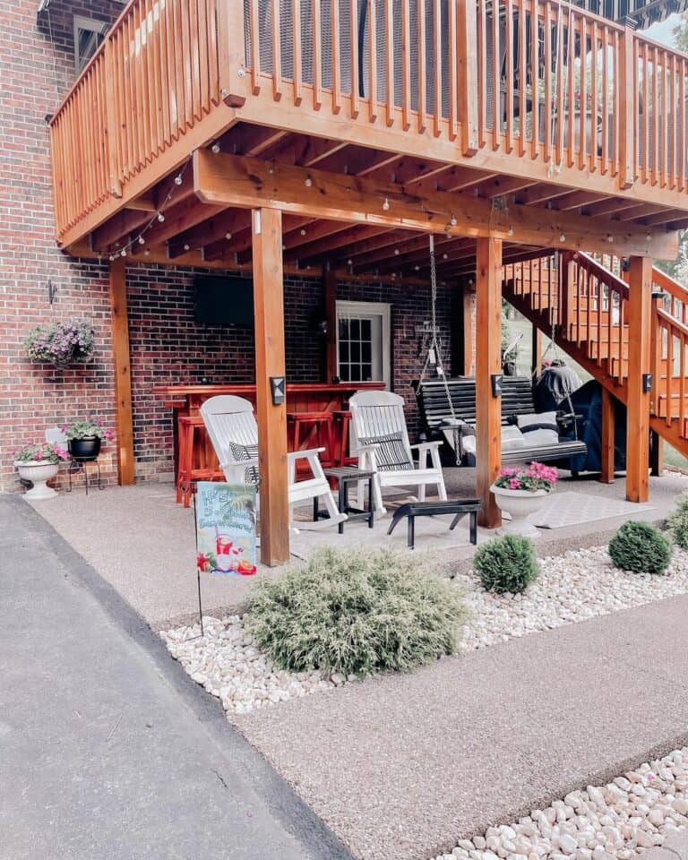 Creating an Inviting and Vibrant Patio Oasis