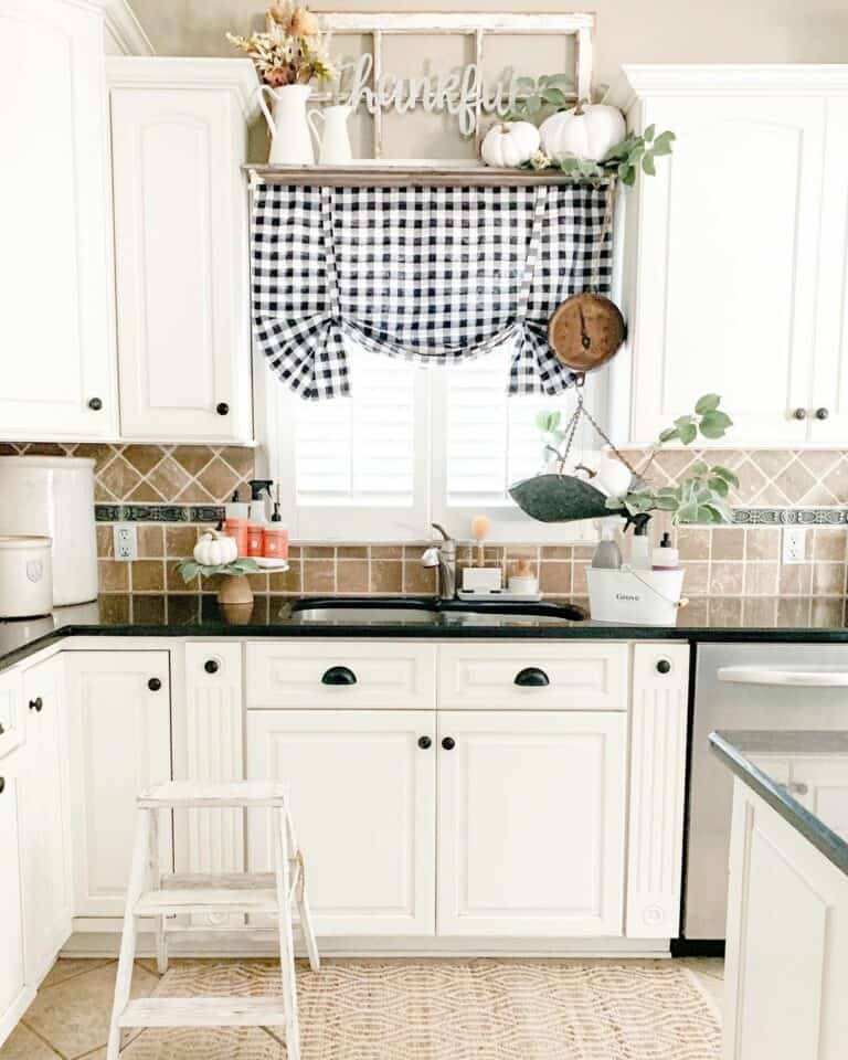 Farmhouse Kitchen With Tie-Up Window Valance Ideas