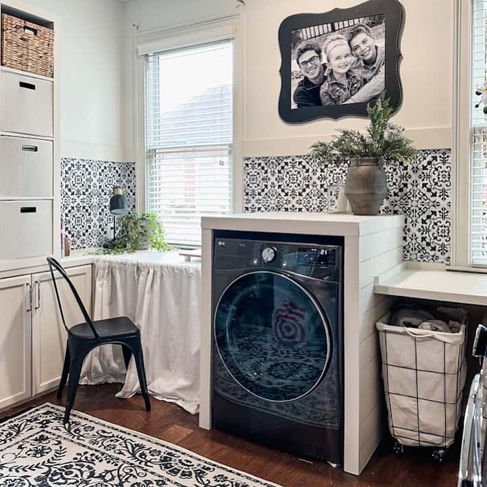 Black and White Photos Elevate Any Room