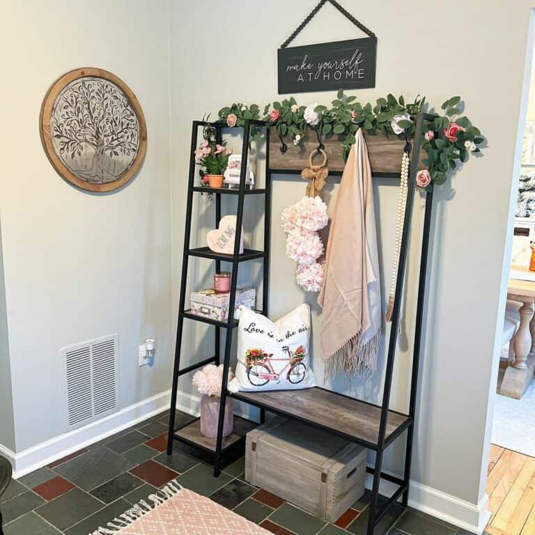 Modern Farmhouse Entryway With Flower Décor