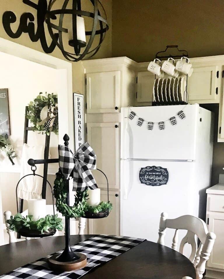 Black and White Kitchen Decor for Fridge