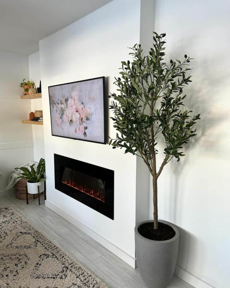 Minimal Accessories in a Contemporary Living Room
