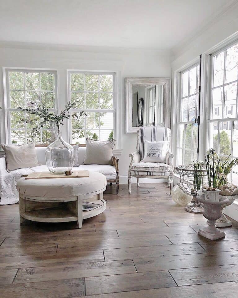 White Farmhouse Living Room Chair