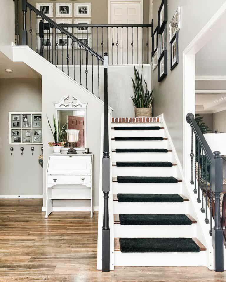Black Wood Stair Carpet Runners and Black Rails