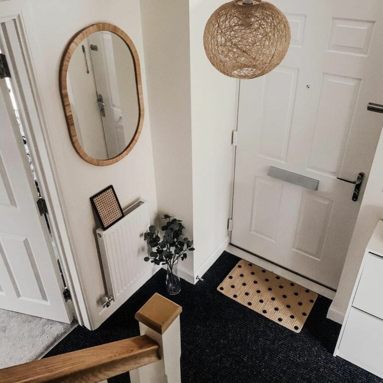 Scandinavian Styling With Tan Accents