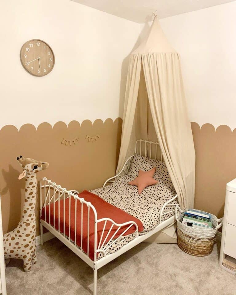 Fun Designs With Scalloped Walls