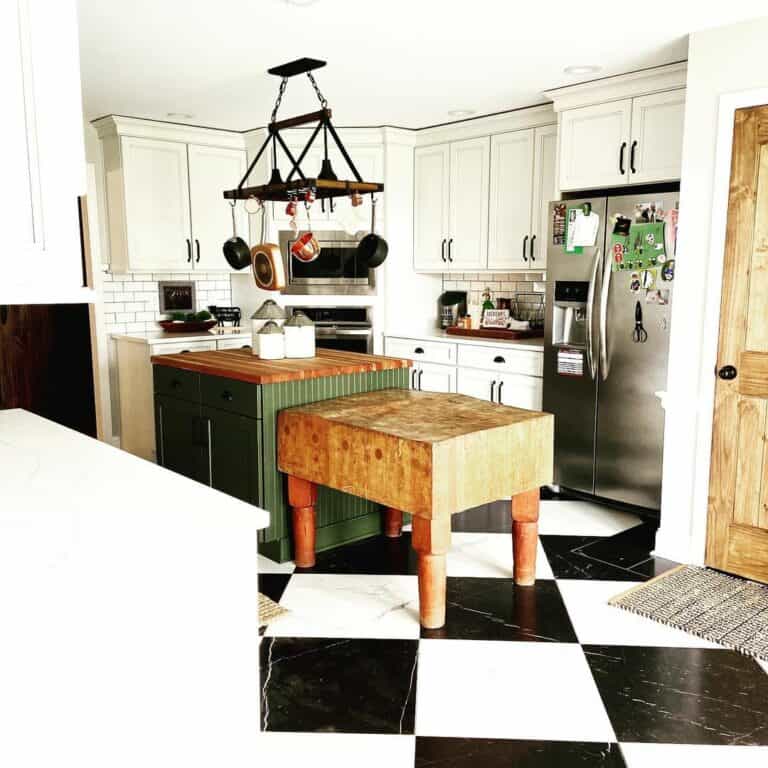 Checkered Marble Tile in Farmhouse Design