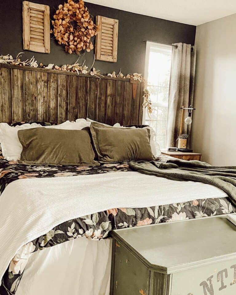 Dark and Rustic Bedroom Design