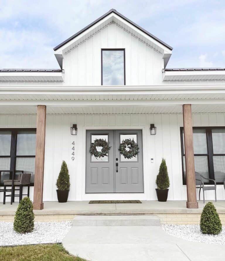Neutral Front Porch Lighting Ideas