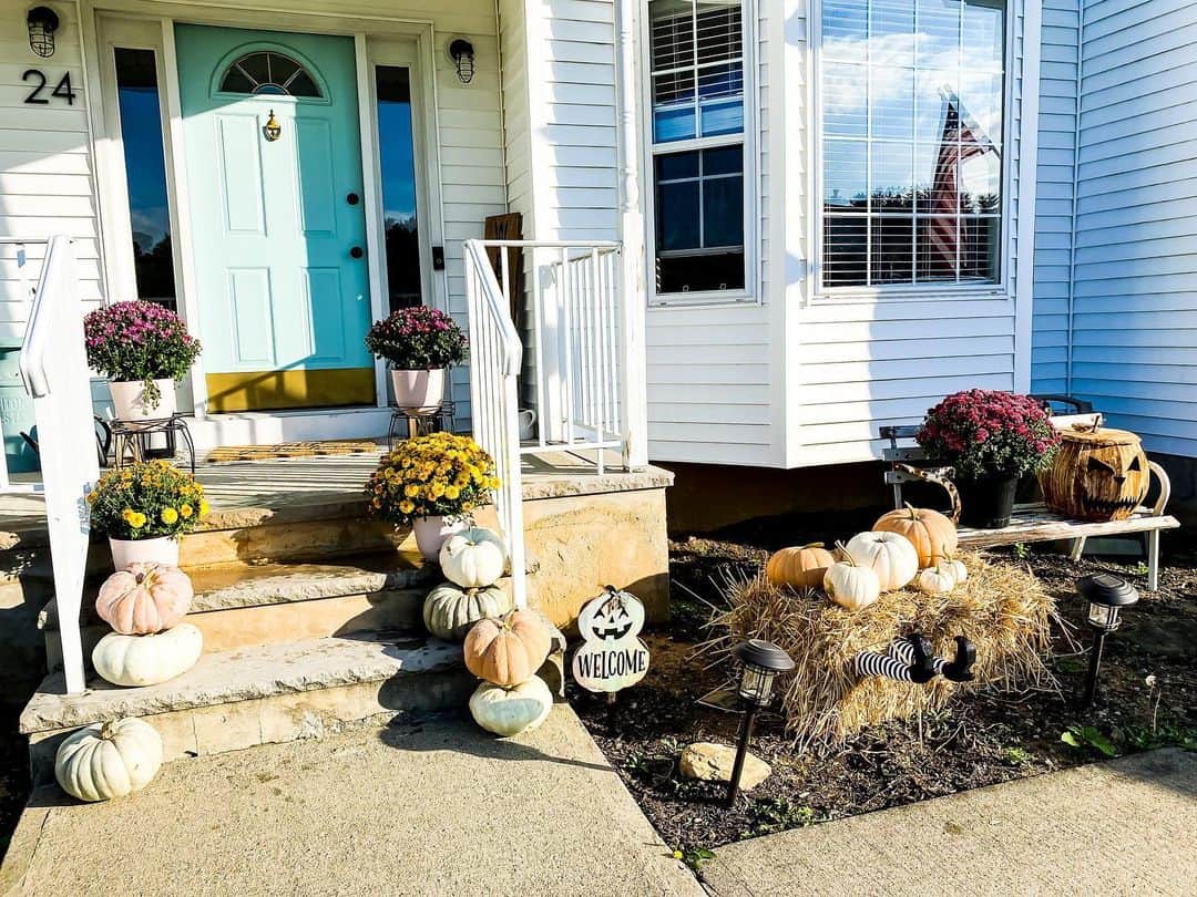 White Pumpkin Cottage