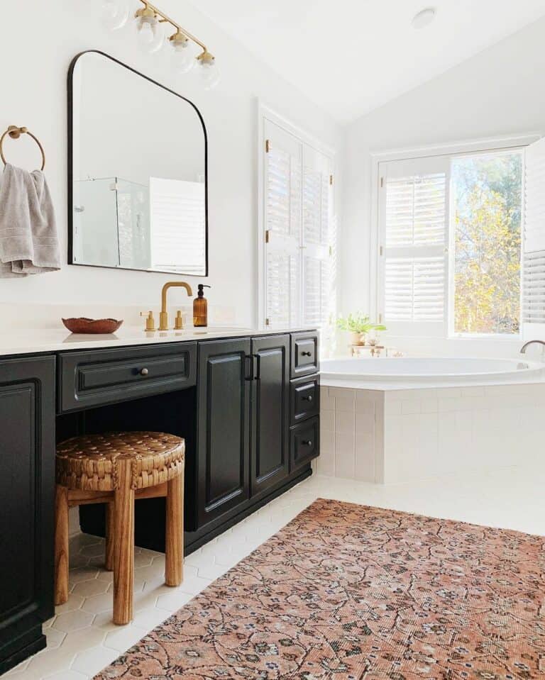 Dark Vanity as an Accent Piece