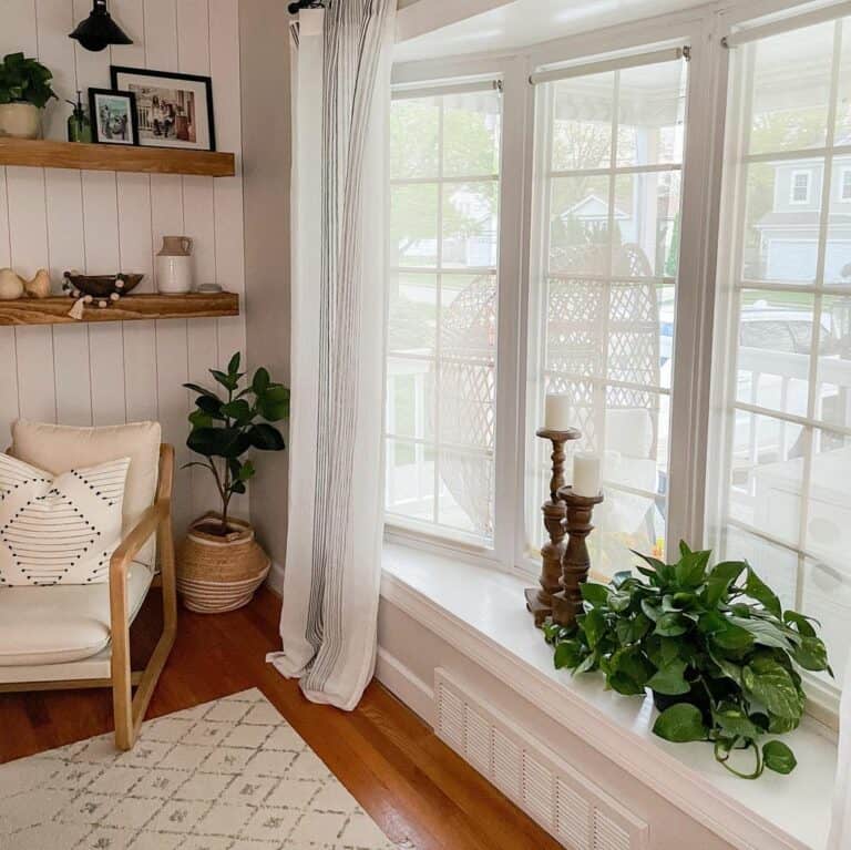 Vertical Lines Cover Bay Window Drapes