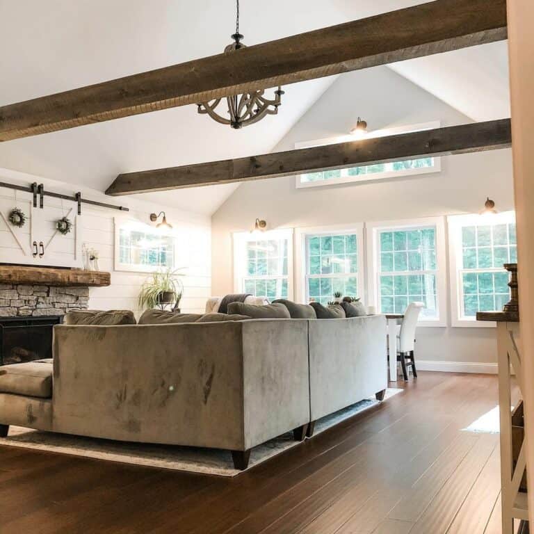 Warm Accents for Vaulted Ceilings
