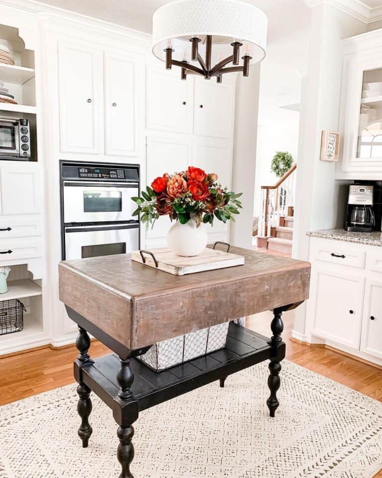 Red Kitchen Decorating Ideas Include Red Flowers
