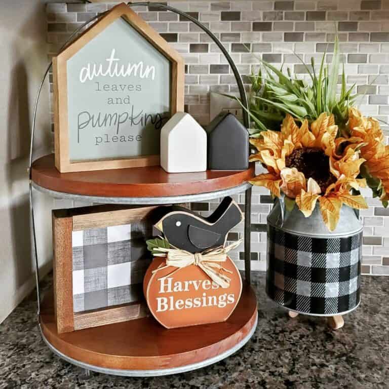 Decorative Location for a Complementary Display