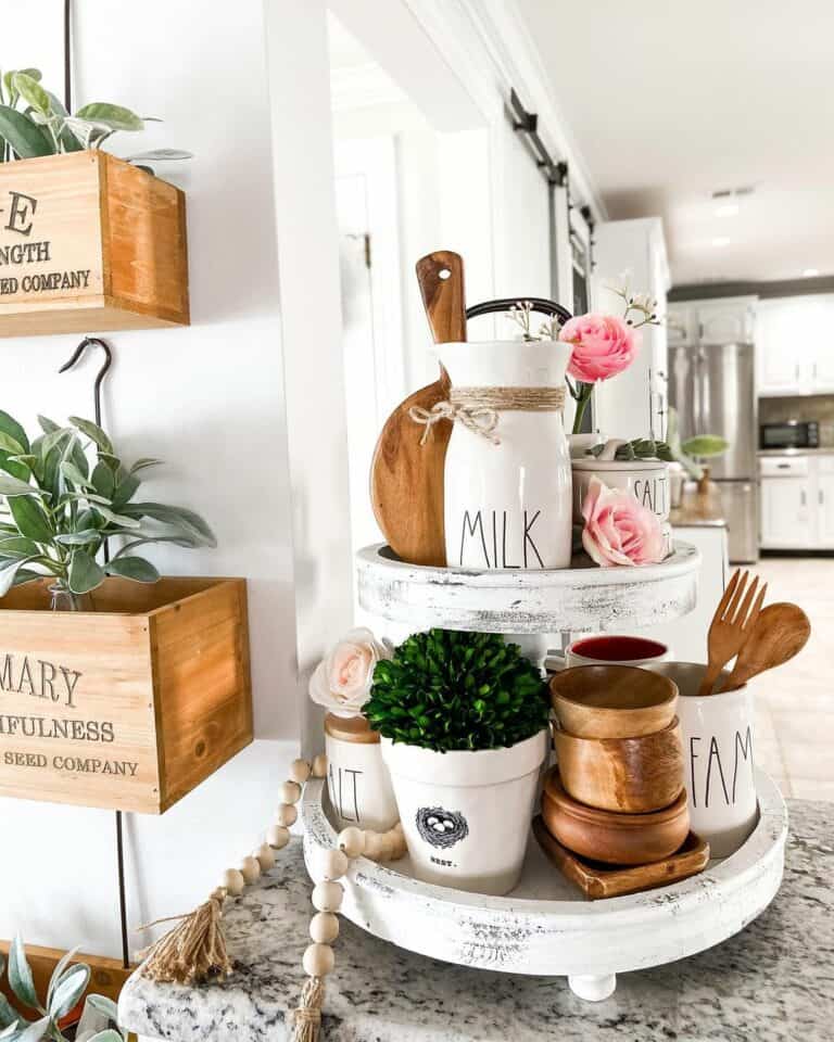Planter Boxes as Kitchen Wall Décor