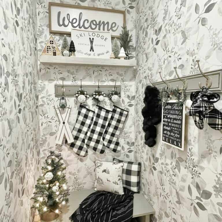 Floral Black and White Mudroom Design