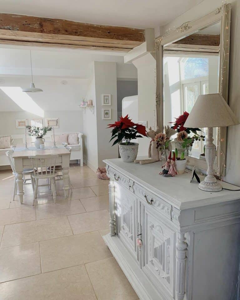 Cottage Dining Room With Neutral Floor Tiles