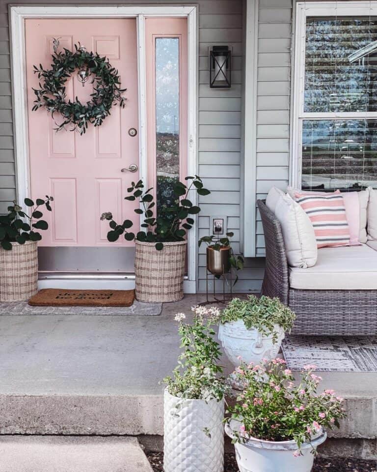 Feminine Front Porch Décor