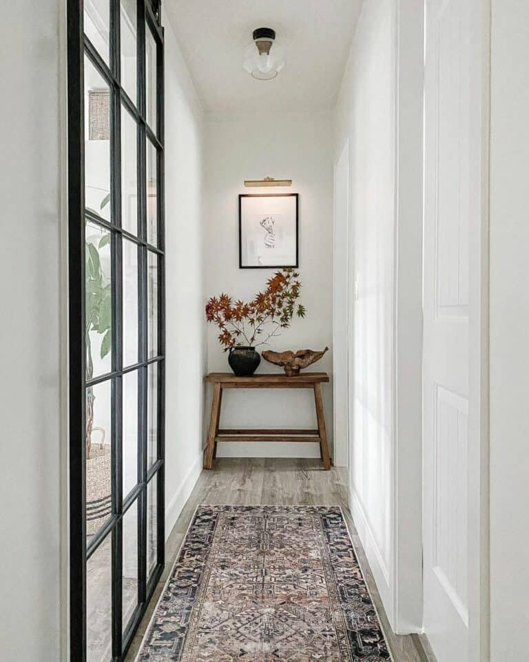 Sophisticated Hallway Décor Ideas