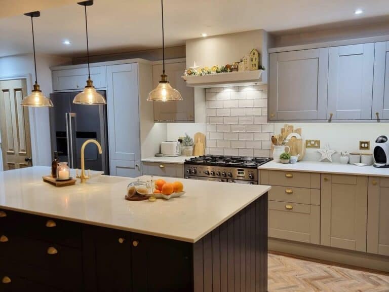 Gray Kitchen Cabinets With Island Pendant Lights