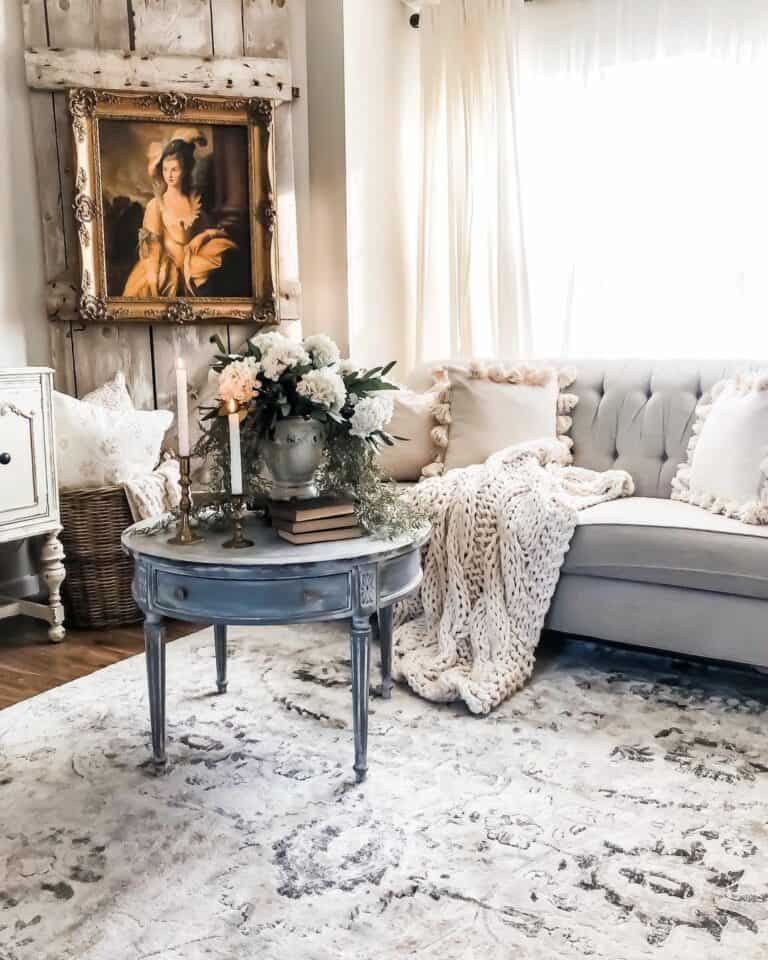 Antique Barn Door Décor for a Farmhouse Living Room