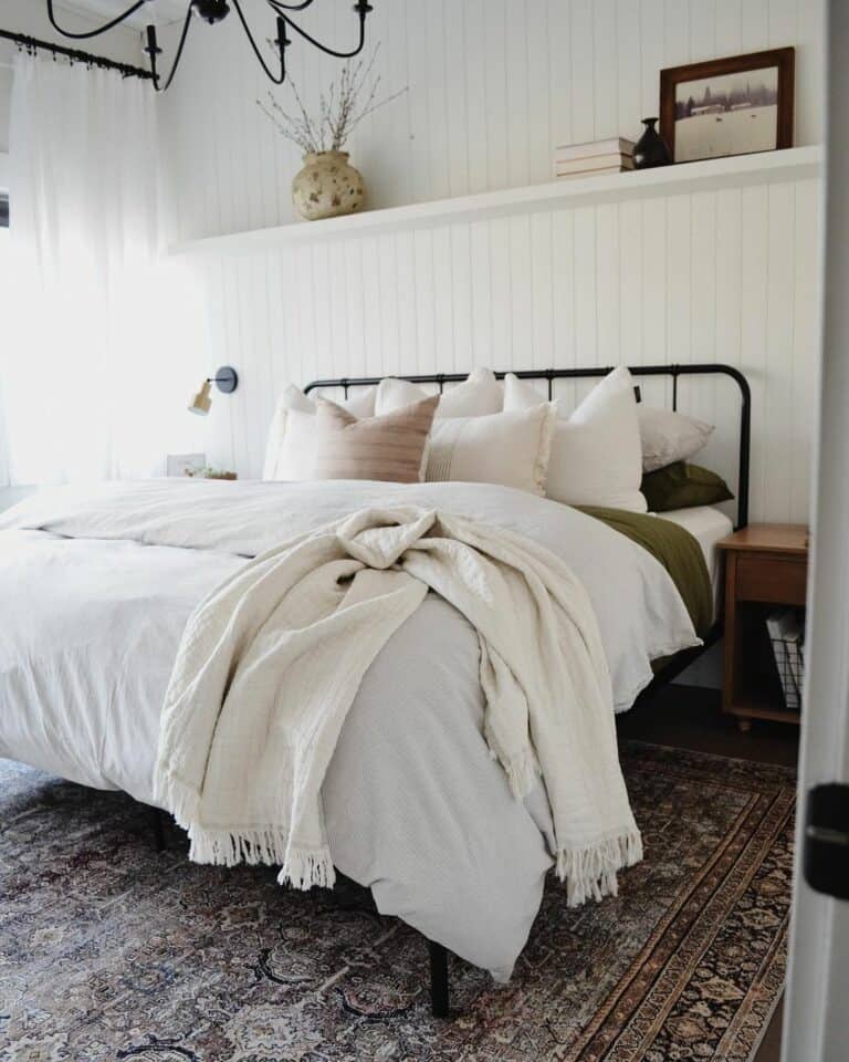 Picture Mantel Accent Wall Décor Ideas for a Bedroom