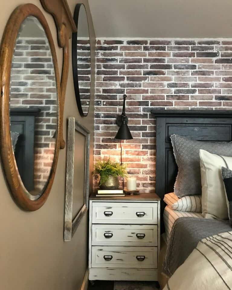 Dark Brickwork Accent