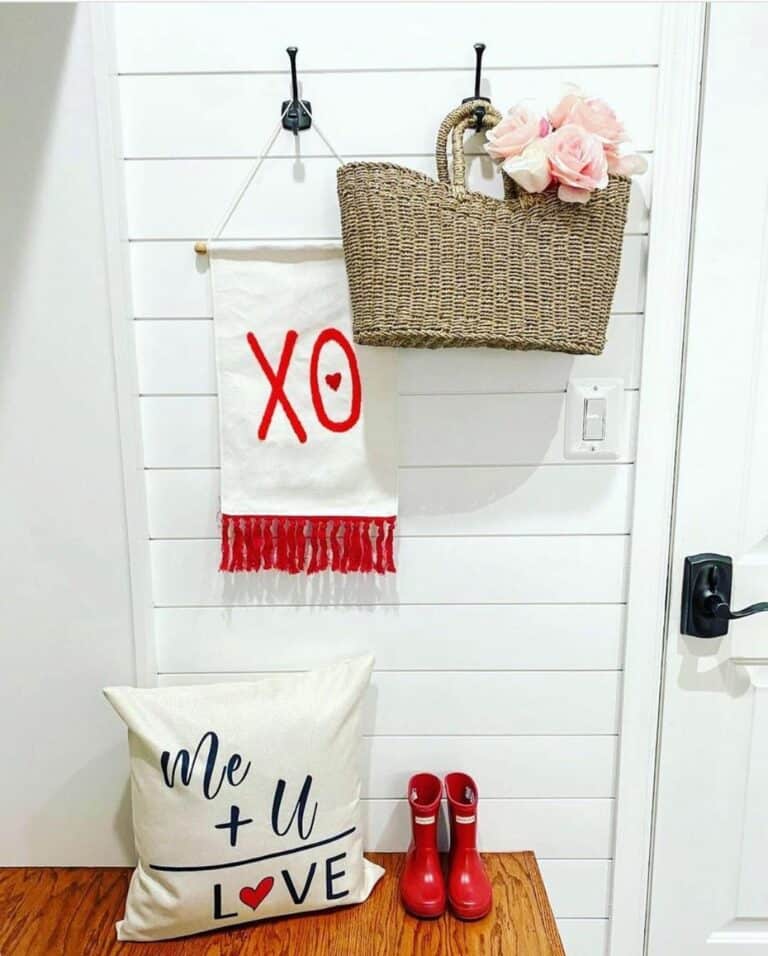 White Farmhouse Shiplap Entryway With Valentine