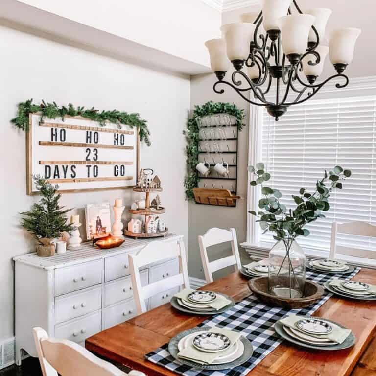 Simple Buffalo Plaid Table Setting Ideas for Everyday