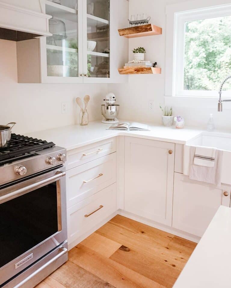 White Shaker Drawers with Brass Pulls