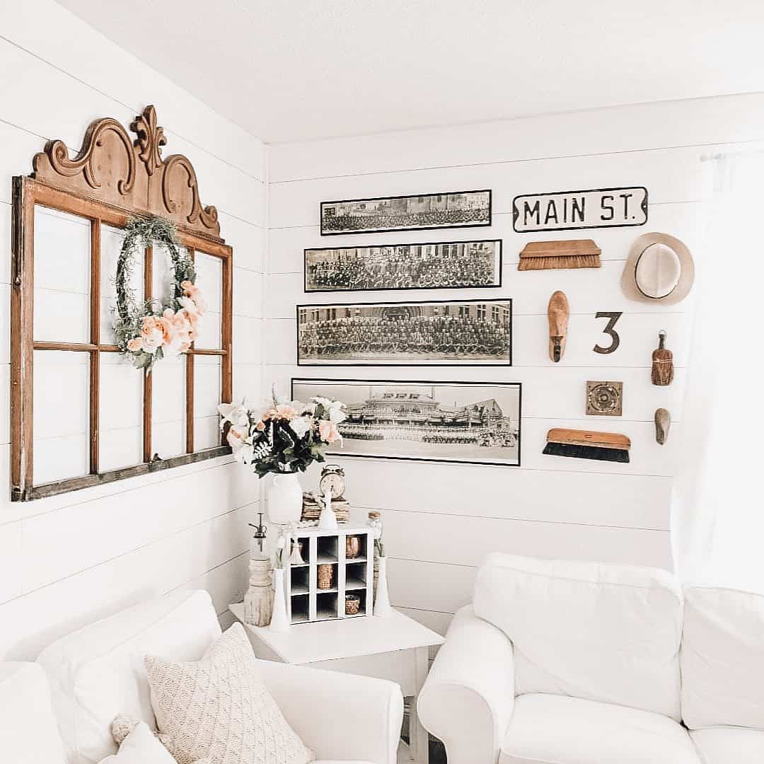 Rustic and Vintage Wall Décor Idea