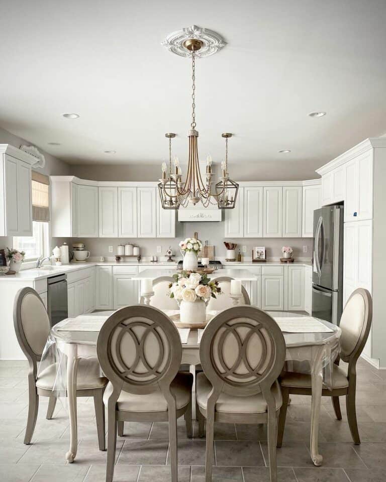 Small Kitchen With Farmhouse Pendant and Recessed Lights