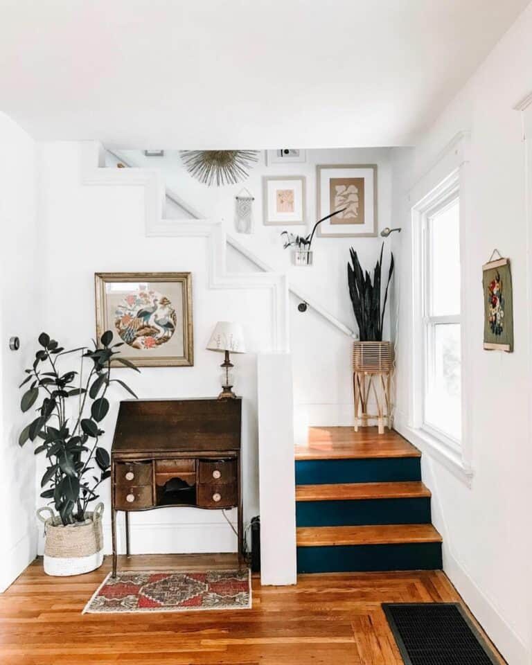 Boho-inspired Stairwell Design