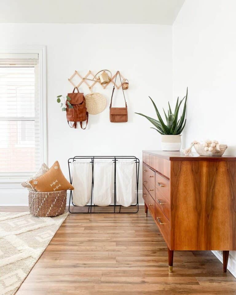 Varying Wood Stains Create Boho Aesthetic