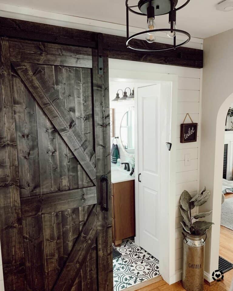 Modern Farmhouse Doorway Ideas