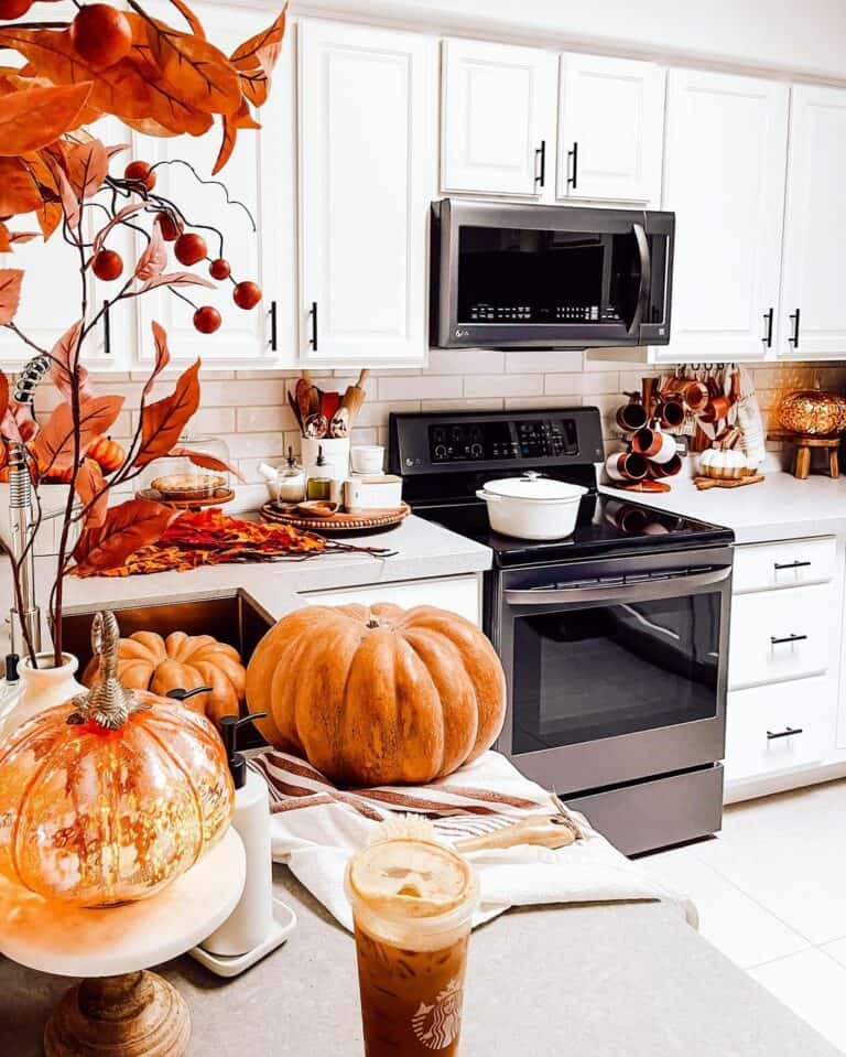 Pumpkin Spice Farmhouse Kitchen