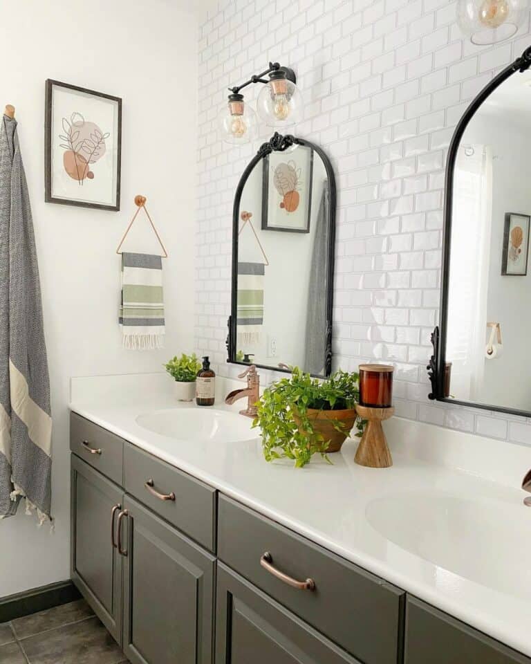 Black and Gold Vanity Light Fixtures