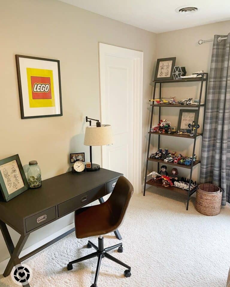 Farmhouse Children’s Room Desk