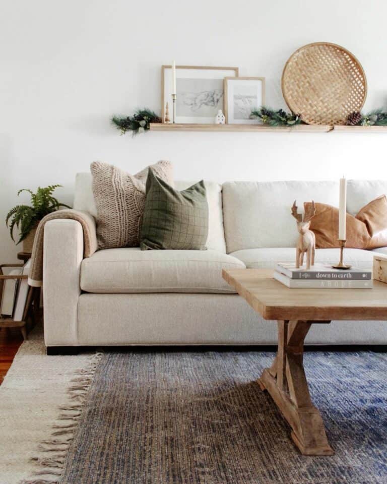 White Christmas Picture Ledge Ideas
