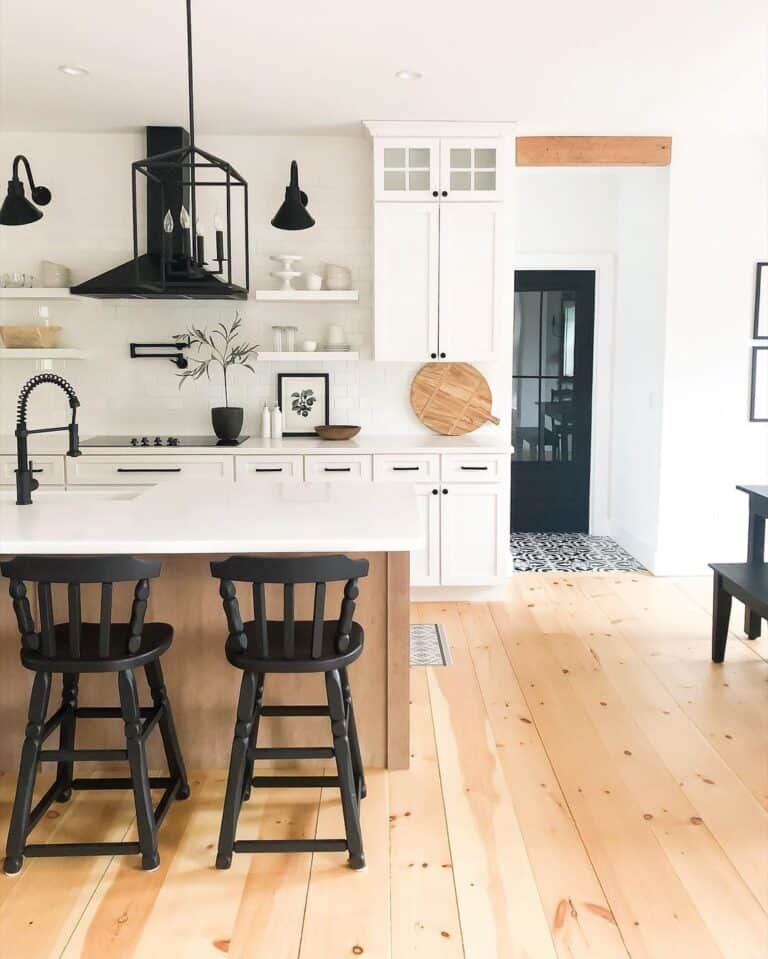 Black Spindle Back Kitchen Island Stools